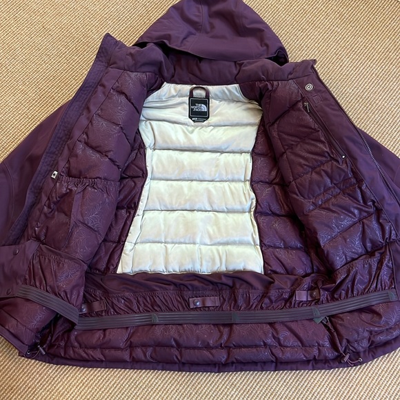 The North Face HyVent 600 Gotham Goose Down Hooded Purple Ski Jacket L - Picture 7 of 9